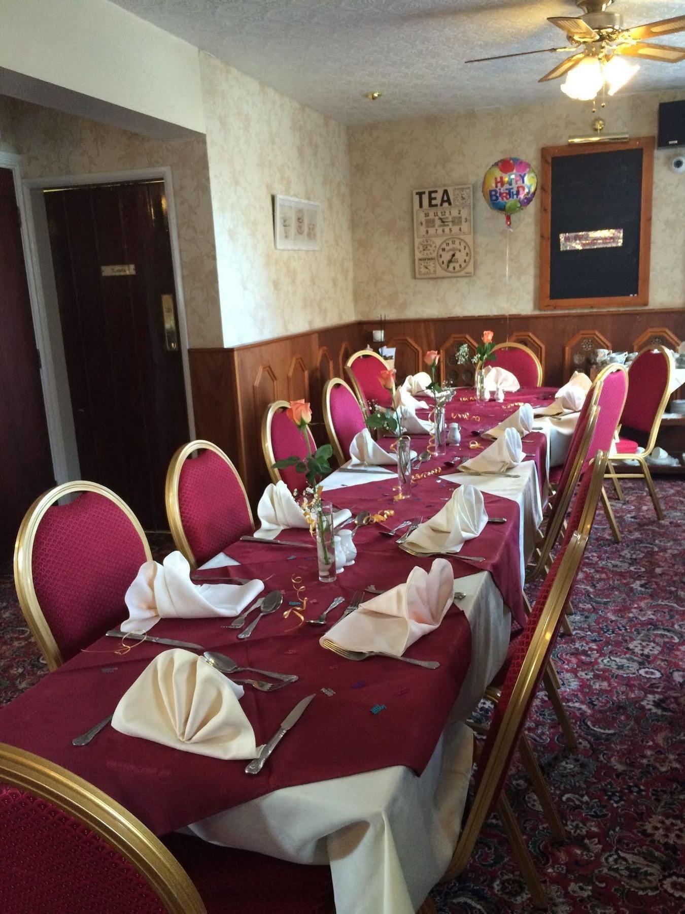 Half Moon Hotel Alford  Exterior foto